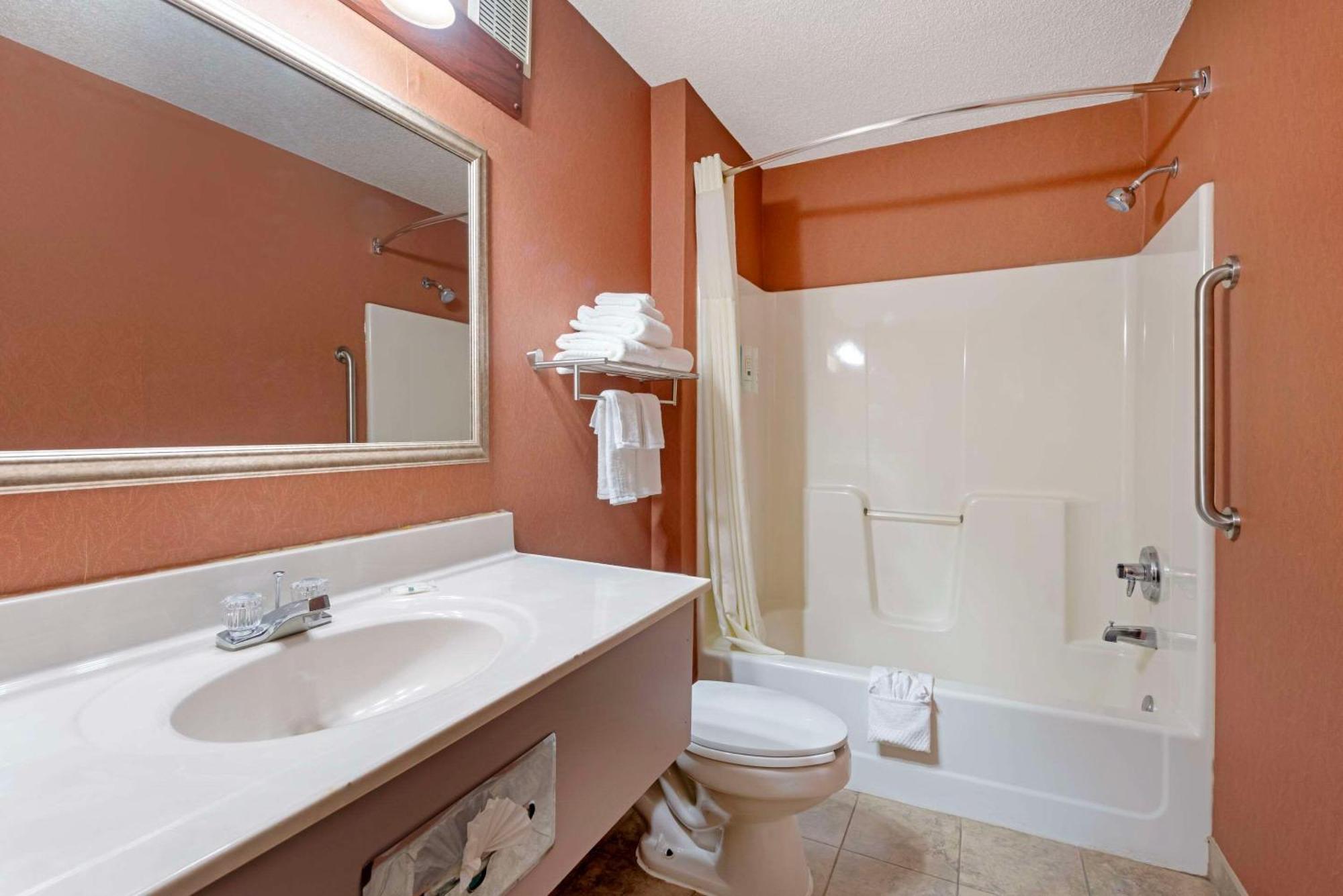 Quality Inn Bemidji Eksteriør billede
